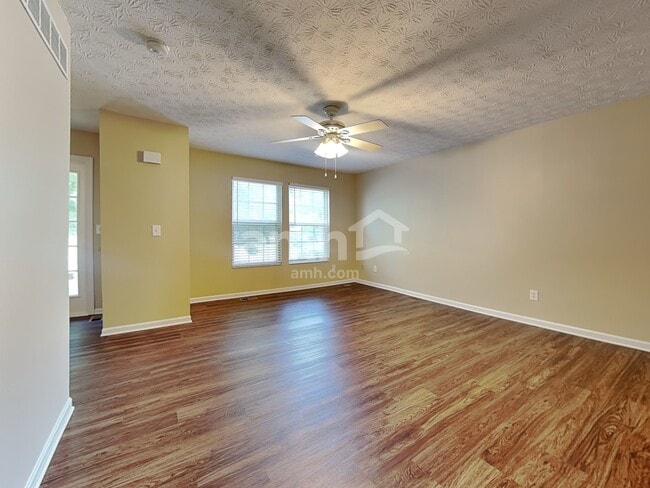 Photo - 531 Sherman Dr