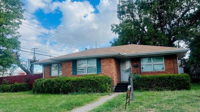 Photo - 2502 Lakewood Dr