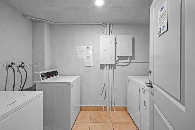 Photo - 401 69th St Apartment Unit 1003
