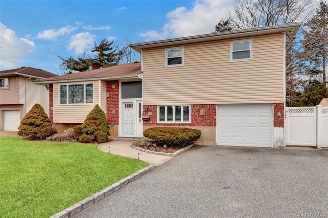 Photo - 64 Eileen Ave