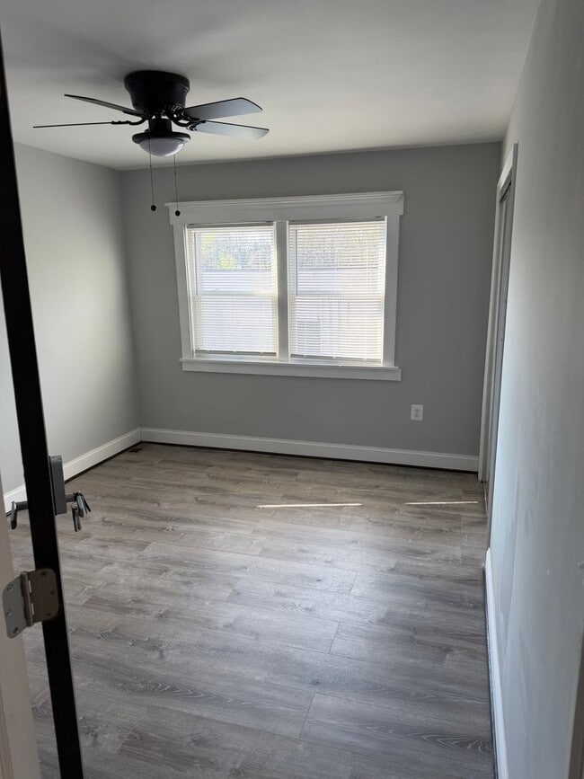 Photo - 3236 Lohrs Ln Unit BB AVAILABLE $600 BB