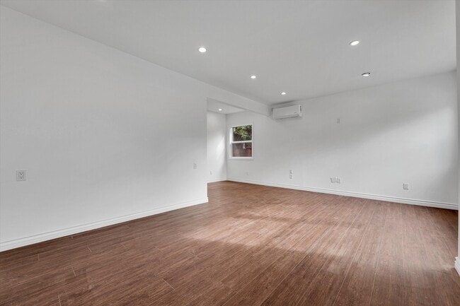 Photo - 4078 Alla Rd