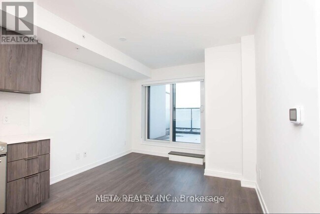 Photo - 30 Samuel Wood Wy Unit 3