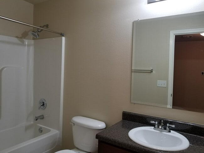 Photo - 3515-3515 E Hudson St