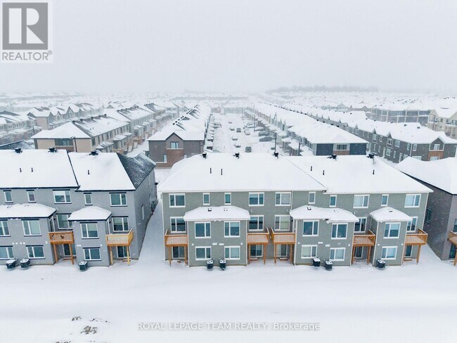 Photo - 819 Andesite Ter