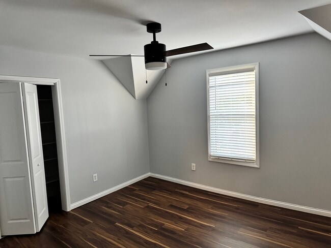 Photo - 601 E Indiana St