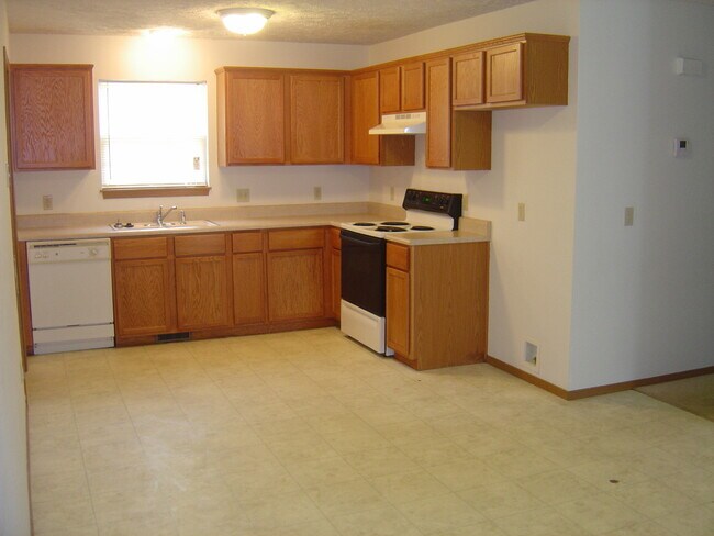 Photo - 2151 N Ave B