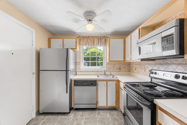 Photo - 50 Crystal Ln Unidad A