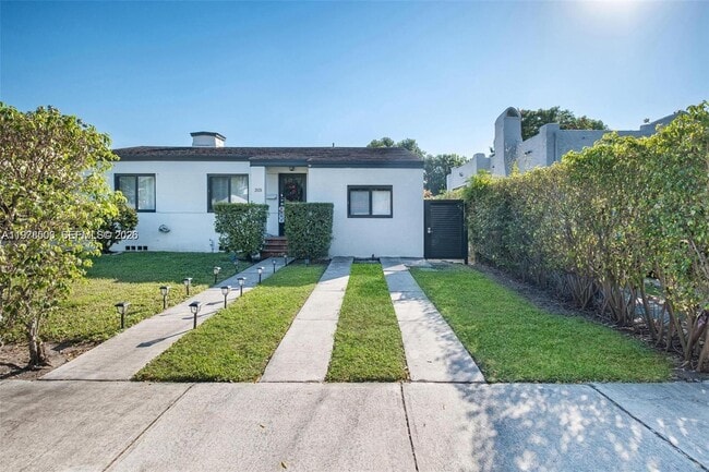 Photo - 2520 SW 20th St Unit 1