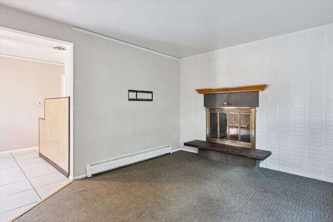 Photo - 3690 Broadway St Unit #2
