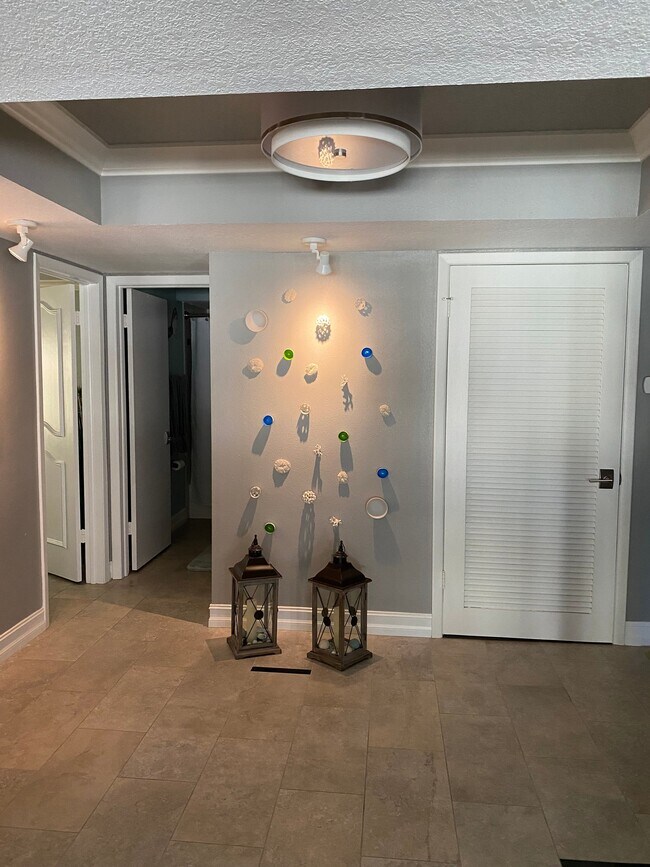 17400 Gulf Blvd Unit J9