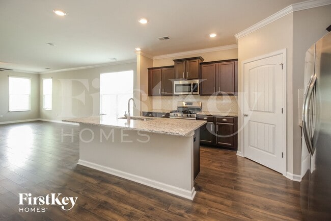 Photo - 4000 Park Crossings Dr