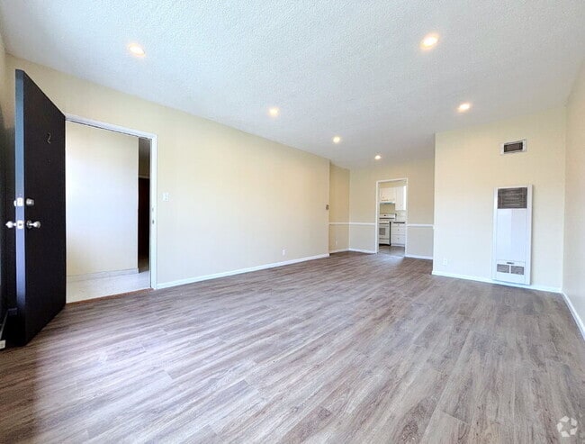 Building Photo - 4121 Palmyra Rd Unit 2 Rental