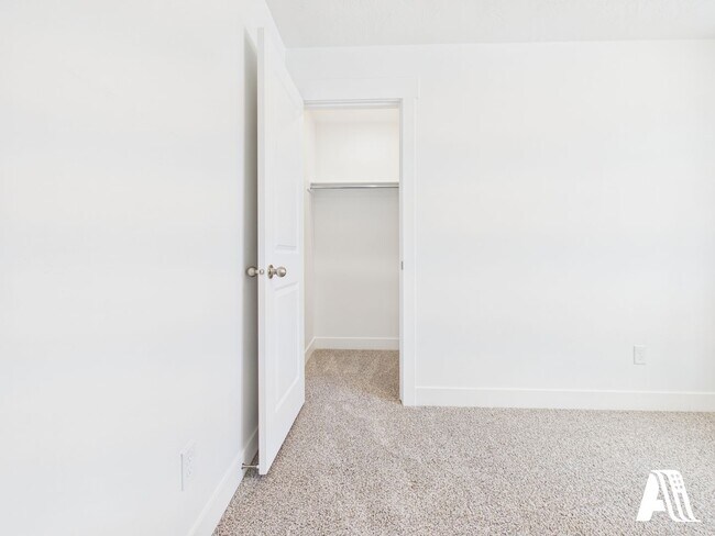 Photo - Brand New 3 Bedroom Townhome for Rent – Salem, Utah
