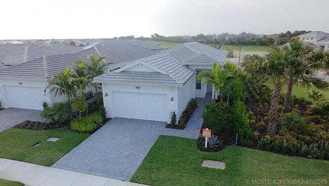 5066 Lido Key Ln