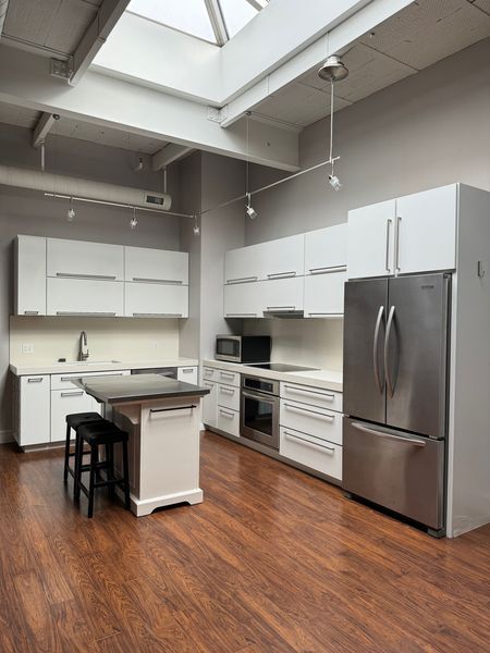 Building Photo - 246 E Main St Unit 302