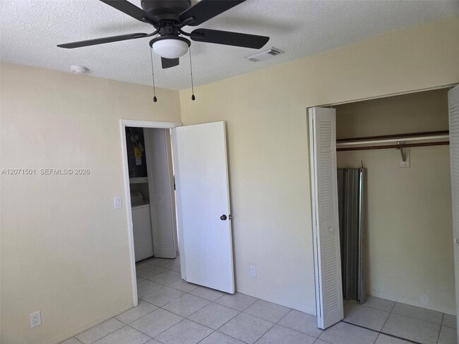 Photo - 6050 SW 34th St Unit 1