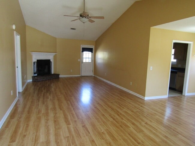 Photo - 1201 Desert Storm Dr