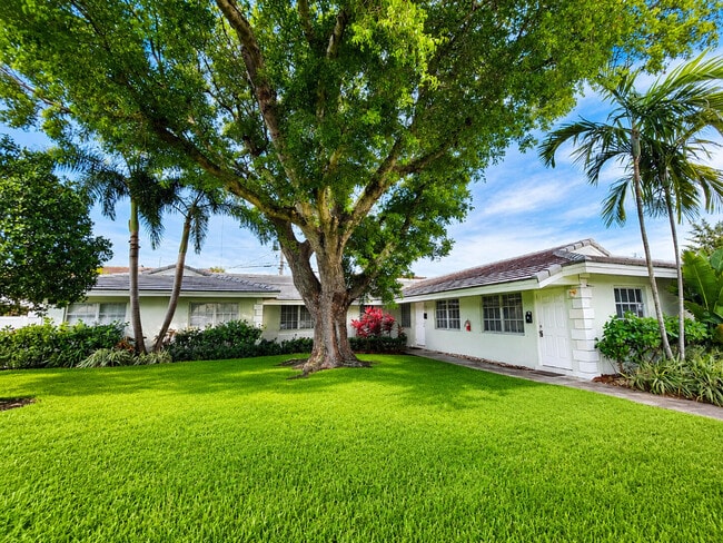 Photo - 2120 NE 41st St Unidad A