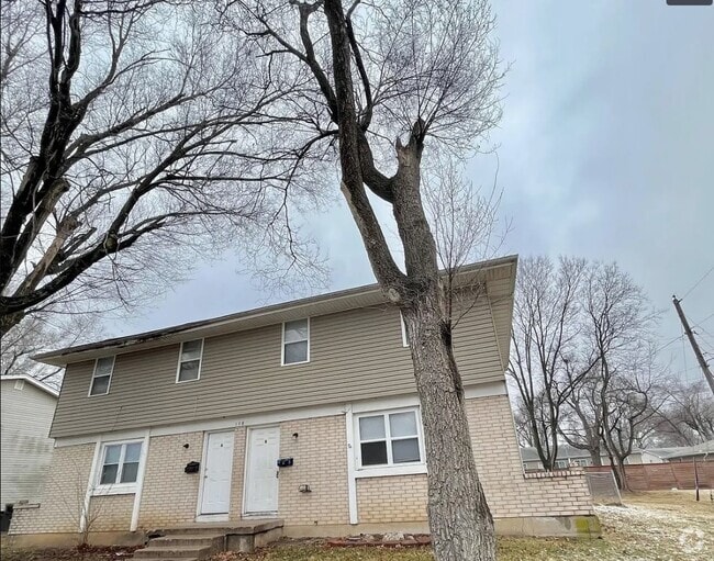 Building Photo - 118 N Chestnut St Unit A Rental