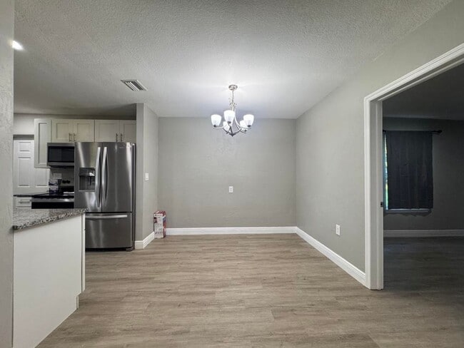 Photo - 3/2 with Bonus Room in South Daytona