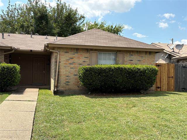 Building Photo - 1463 N Bluegrove Rd Rental