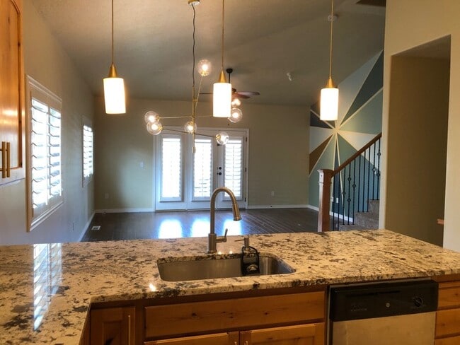 Photo - 2224 W MacKay Ln