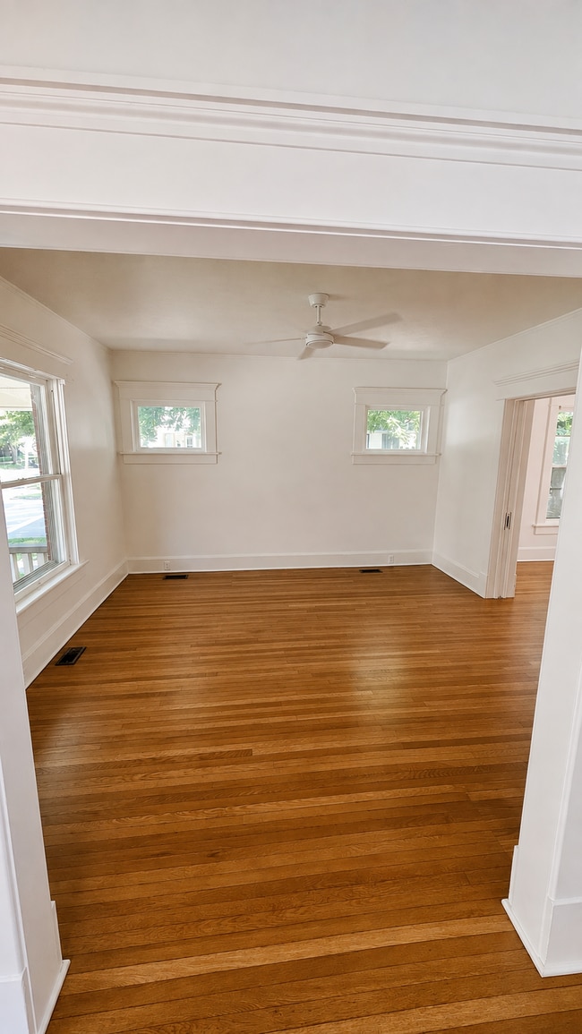 Photo - 82 N Washington St