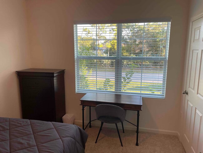 Photo - 1623 Painter St SE