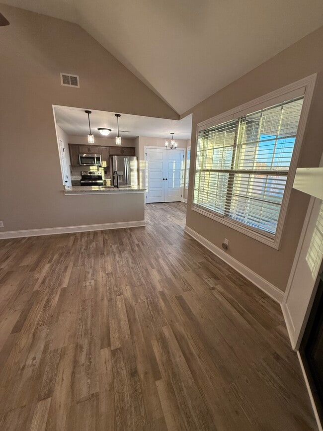 Photo - 1100 Cardinal Creek Dr