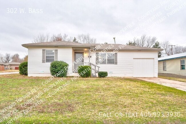 Photo - 302 W. Bass-