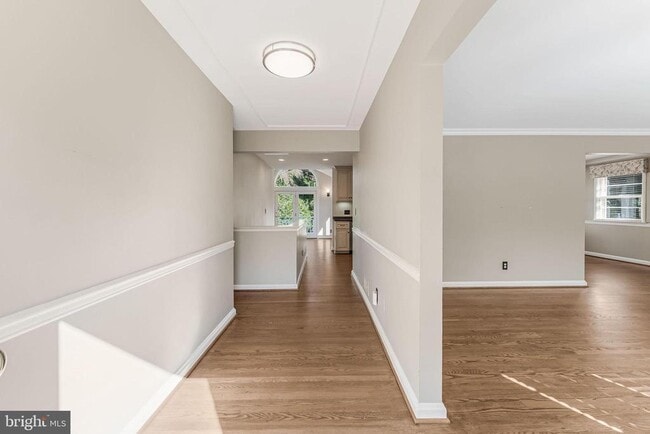 Photo - 3867 Chesterbrook Rd