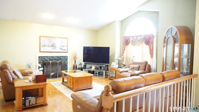 Photo - 256 Brewster Rd