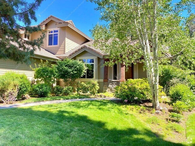 Building Photo - Experience Luxury Living in Broken Top wit... Rental