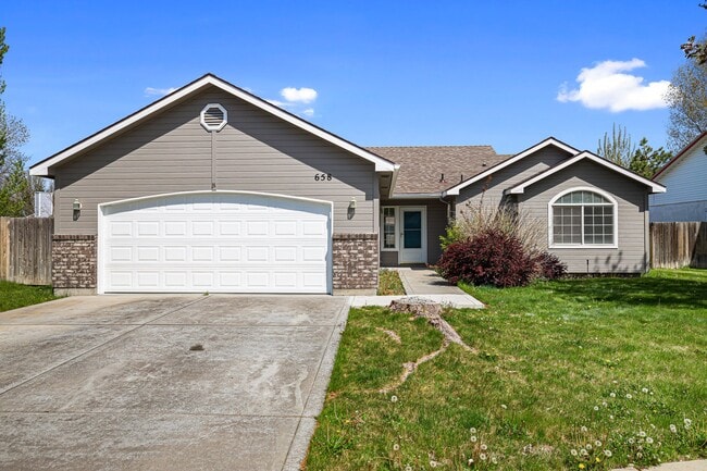 Photo - 658 N Katie Way