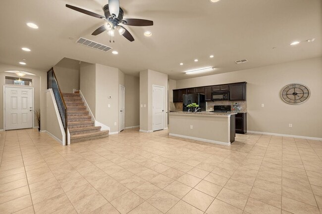 Photo - 2880 Donnell Dr Unidad 3402