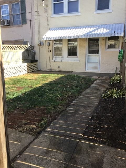 Photo - 650 N Mary St