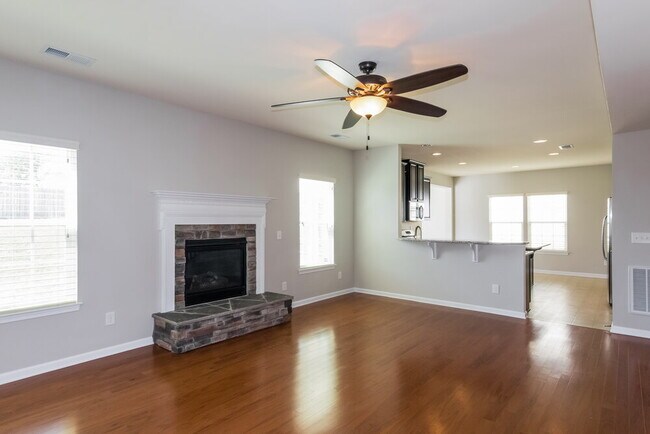 Photo - 12427 Lookout Point Dr