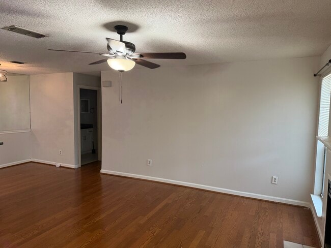Photo - 319 Granville Ct Unit The Granville Condo