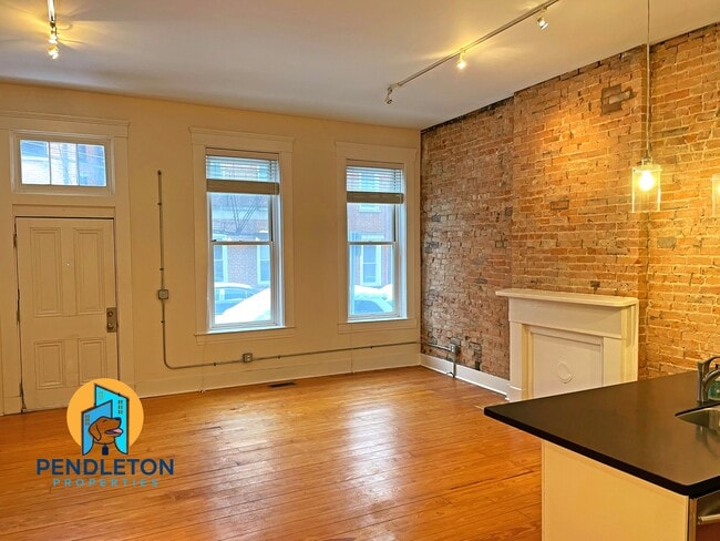 Photo - 514 E 12th St Unidad 1