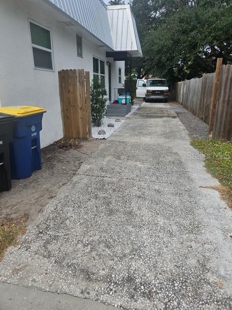 Photo - 610 Woodlawn St