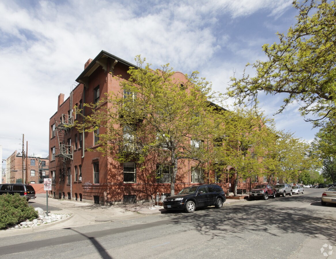 Photo - Hamilton Condominiums