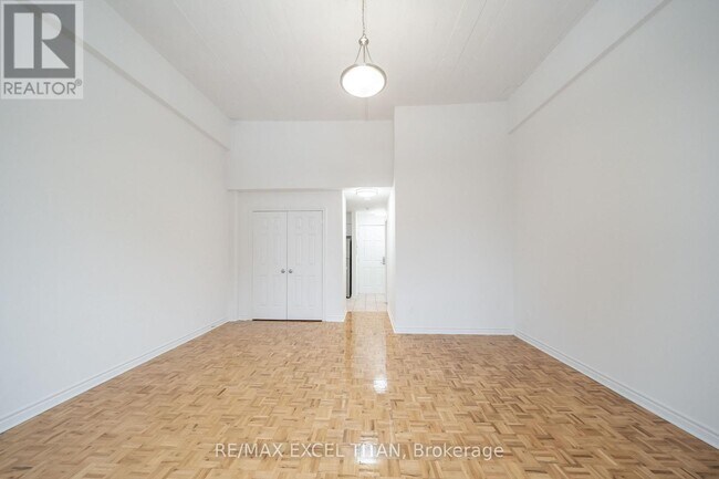 Photo - 1407 Dupont St Unit 315