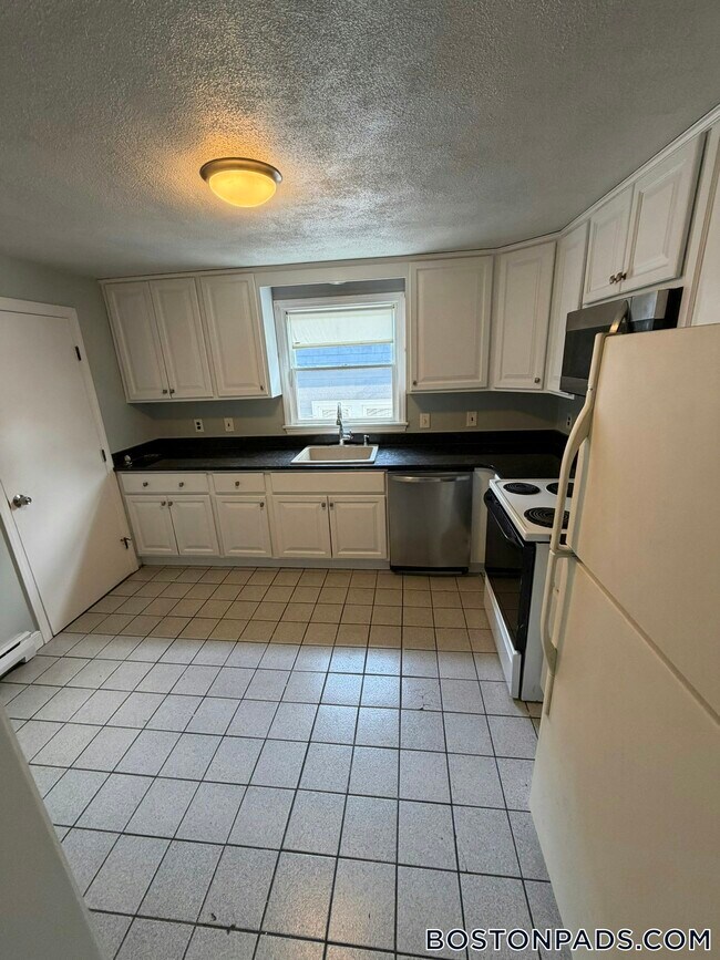 Photo - 92 Sylvia St Unit 2