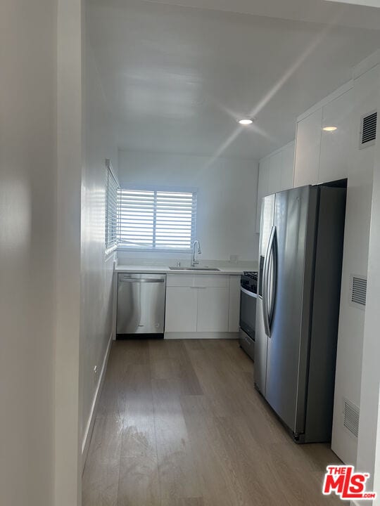 Photo - 228 S Doheny Dr Unit 6