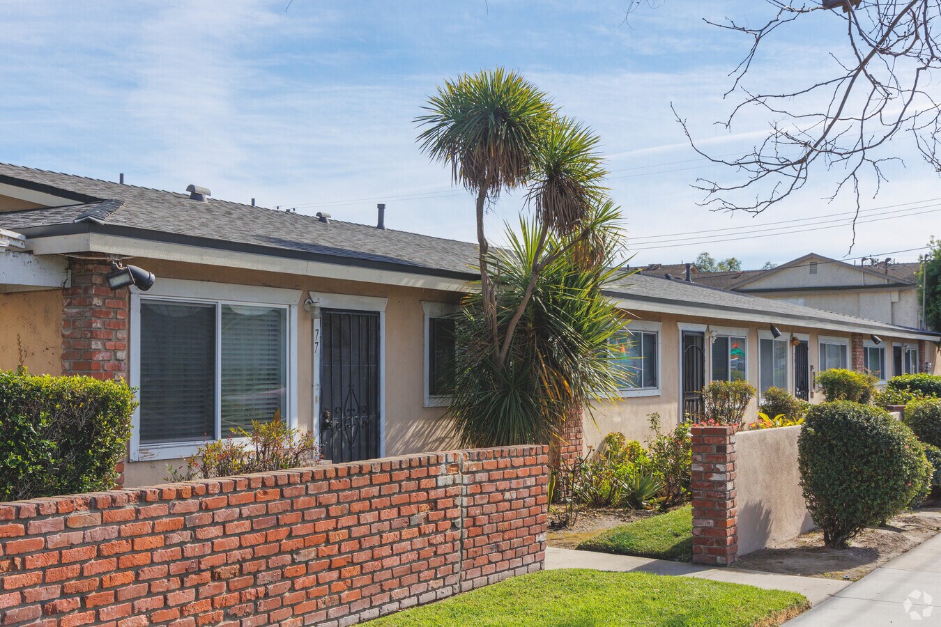 630 S Knott Ave - Coco Palms Anaheim