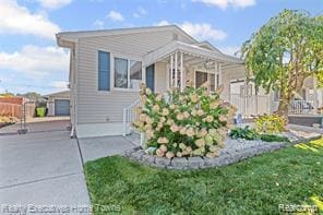 Photo - 19430 Williamson St