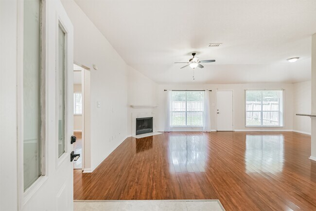 Photo - 4119 Hermitage Hollow Ln