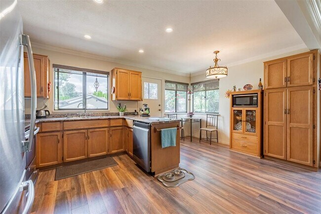 Photo - 22790 Balabanian Cir