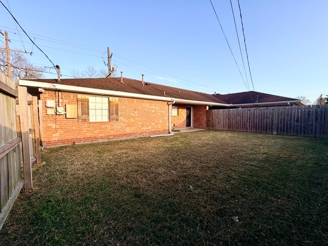 Photo - 237 Nederland Ave